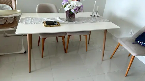 White Modern Dining Table with Wooden Legs - Seats 4