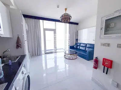 Vacant 1st August | Fully Furnished | High Floor