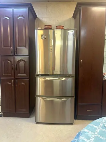 Panasonic Stainless Steel French Door Refrigerator with Double Drawers - excellently Condition