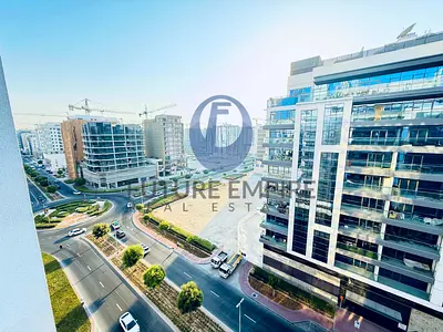 Elegant 1 Bedroom Apartment in a Prime Area