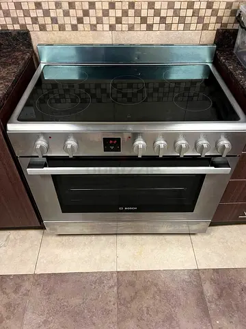 Bosch stainless steel electric range with ceramic hob - good condition