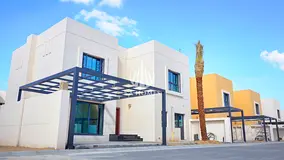 3 -bedroom villa with efficient solar energy system