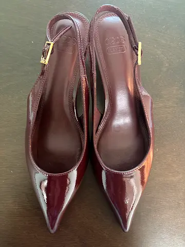Wine patent leather slingback pumps, pointed toe, size unknown