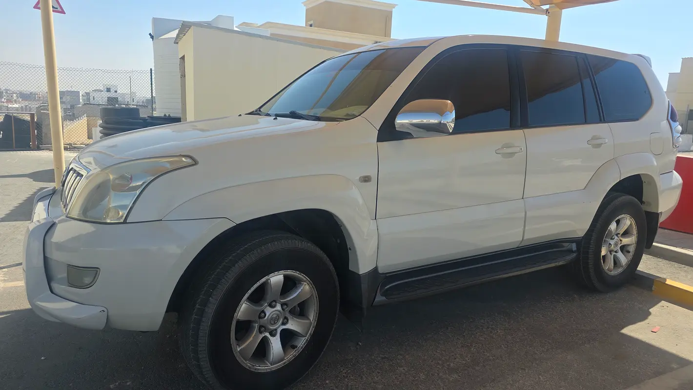 Toyota Prado 2007 — photo 1 of 10