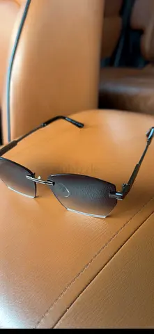 Authentic prada sunglass unisex