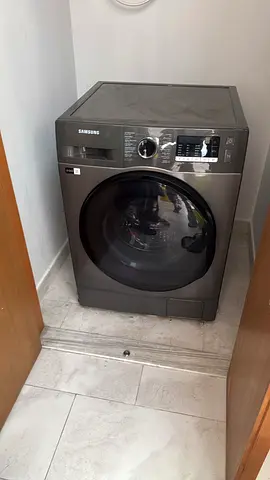 Least model Samsung washer dryer 8/6  excellent condition perfect working