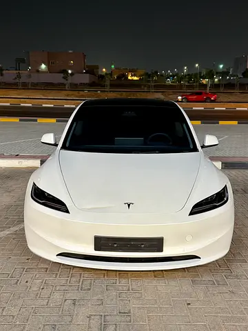 2024 Tesla MODEL 3 — фото 3