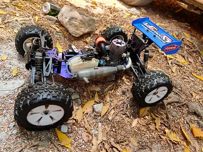 Kyosho inferno st nitro rc car