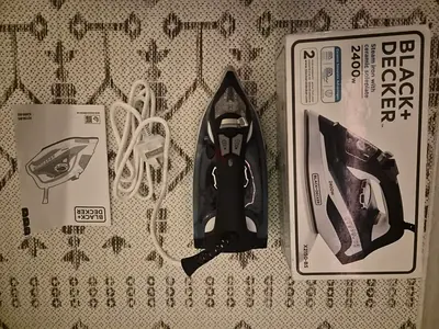 BLACK+DECKER Steam Clothing Iron