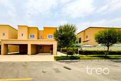 4 Bedroom Single Row Townhouse