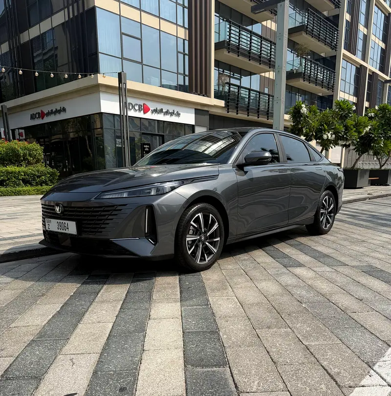 Changan Eado Plus 2025 — photo 1 of 15