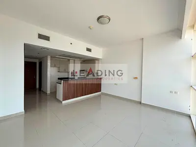 Panoramic View | Massive Studio | Full Glass Window
