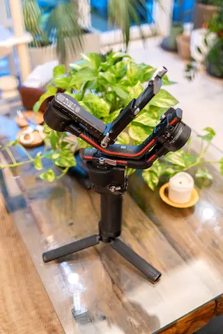 DJI RS 2 Pro Combo - 3-Axis Gimbal Stabilizer for DSLR and Mirrorless Camera