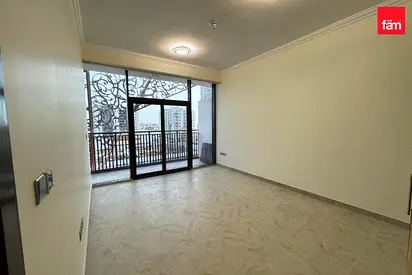 2br plus Storage | Ready To Move | Upgraded | Lake