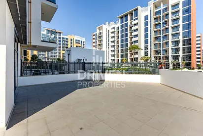 Large Terrace | Ready to Move in | Low Floor