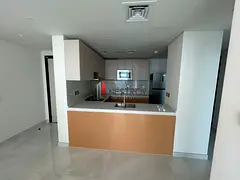 Modern 2BR | Balcony & Skyline Views | Skyz by Danube