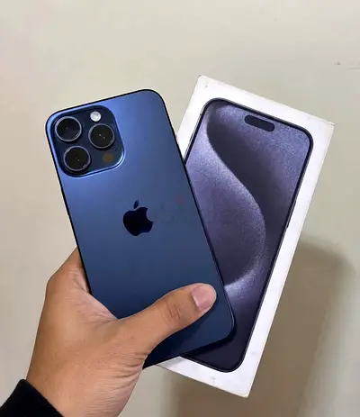 Apple iPhone 15 Pro Max 512GB – Blue Titanium (TDRA UAE Version)