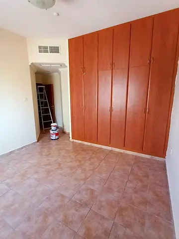 Apartment in Al Majaz 3 Facing Safia Park 3 bedrooms and a large living room 3 bathrooms and a Rent 50,000 in 6 installment