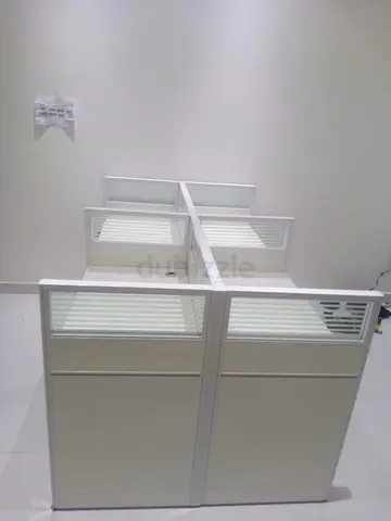 4-Seat White Office Workstation Cubicle Partition - Compact Condition