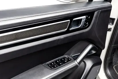 صورة مصغرة 8 لـ 2020 Porsche CAYENNE