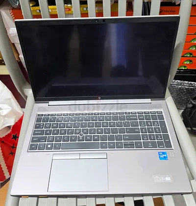 HP zbook firefly 15 G8 Laptop workstation Touchscreen Core i7 11th Generation
