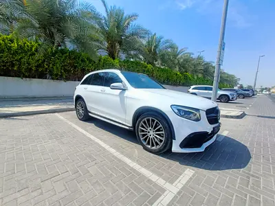 Mercedes-Benz GLC 220d AMG 4MATIC 2017 | GCC Specs | Pristine Condition