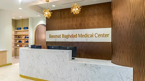 عيادة تجميل متكاملة للبيع شاملة الأجهزة والمعدات في موقع استراتيجي بعجمان