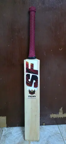 SS Cricket Bat - English willow nurtured