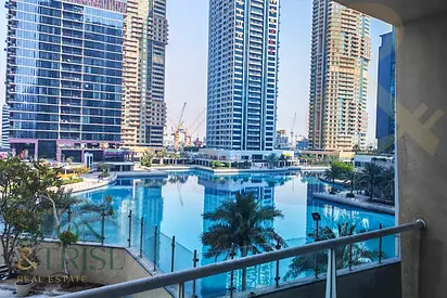 Upgraded 1BR | Corner Unit | Panoramic View