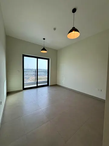 LARGE 1 BHK |Semi-Furnished| Aed 90k Multiple CHQs|