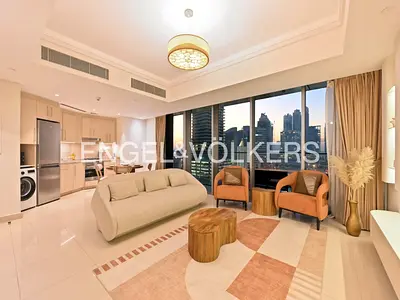 Luxurious | Upgraded | Bright & Spacious