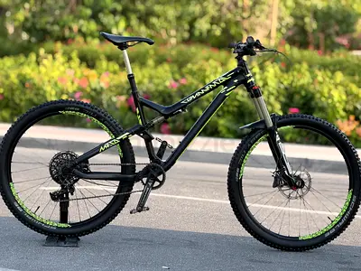 Commencal full suspension bike