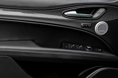 Alfa Romeo Stelvio Quadrifoglio, миниатюра 13