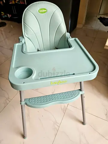 Light green baby high chair with removable tray - good condition