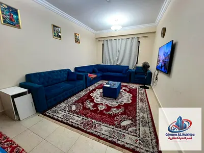 غرفة وصالة مفروشة للإيجار في **الخان – الشارقة**، تضم **2 حمام** وأثاثًا عصريًا وتجهيزات كاملة، جاهزة للسكن الفوري. تقع في موقع مميز قريب من كورنيش ال