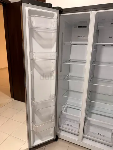 LG Side-by-side refrigerator - large double door, good working condition