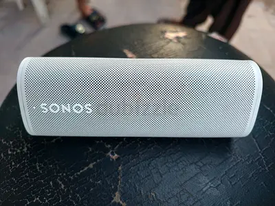 Sonos Roam Portable Bluetooth/Wi‑Fi Speaker - White, Good Condition