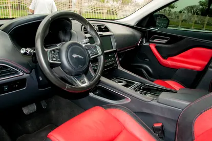 2018 Jaguar F-PACE — миниатюра 16