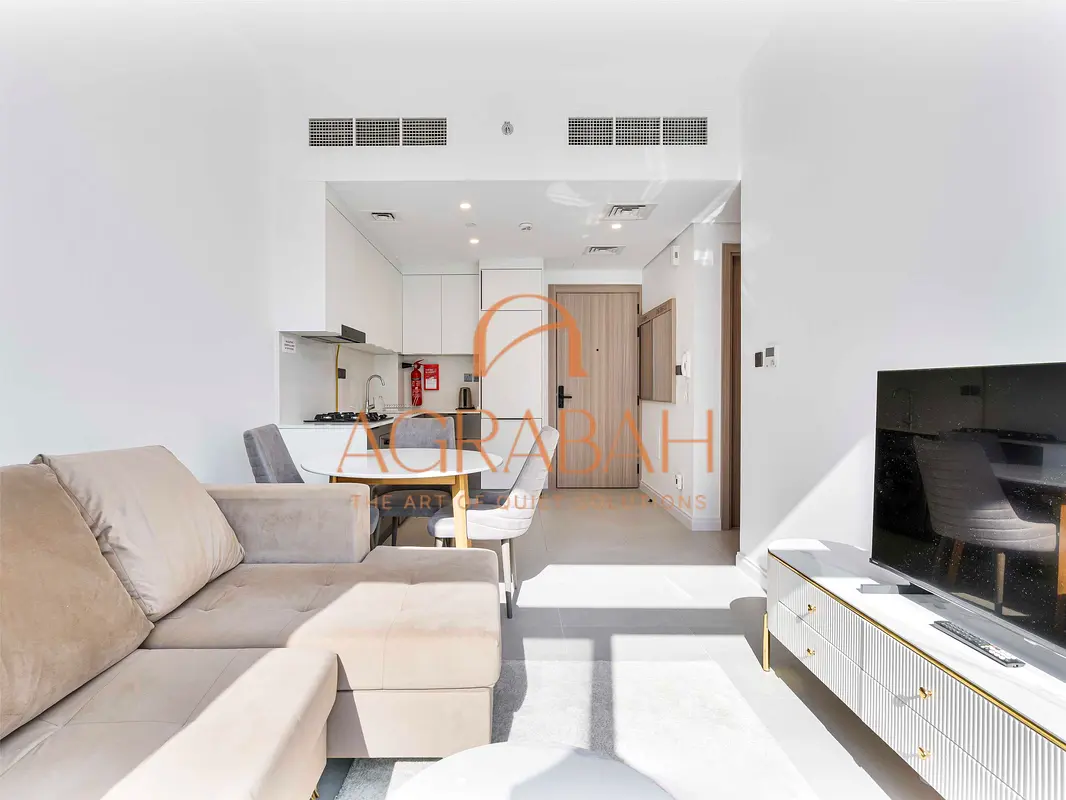 Fully Furnished 2BR | High Floor | Near Metro