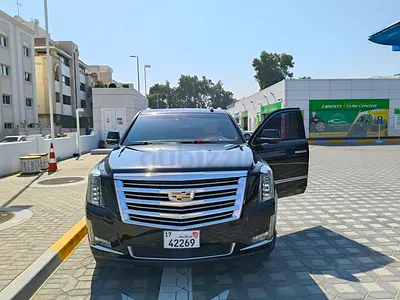 Cadillac Escalade Platinum Luxury 2018 GCC Specs