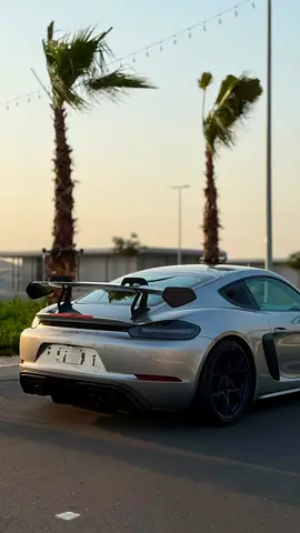 صورة مصغرة 16 لـ 2022 Porsche 718