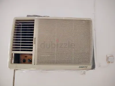 Window-mounted Craffe air conditioner - used, working