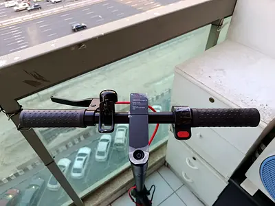 Use Xiaomi electric scooter