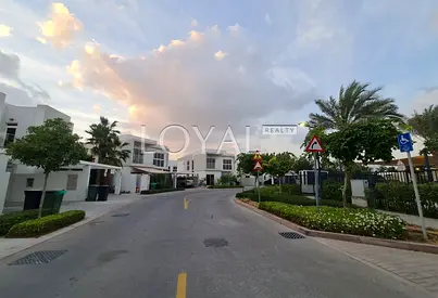 True Corner | Pool Facing | Well Maintained