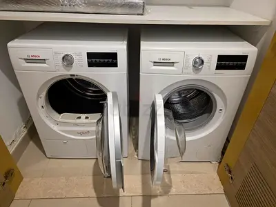 Bosch front-load washer and dryer set - good working condition
