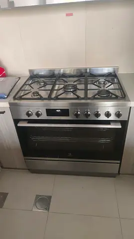 Electrolux Premium 90X60cm Cooker stove  with Bottom Electric Oven with 5 Burners Dual Convection