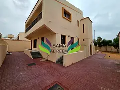 Renovated | 4 Bed +Maid villa | Jumeirah 3 | Garden