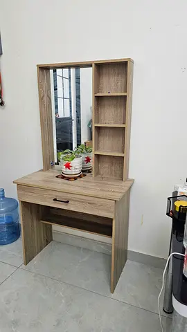 Dressing table