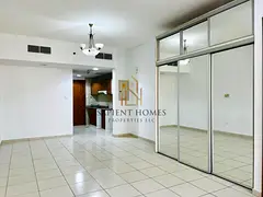 Bright & Spacious - Chiller Free - Dedicated Parking