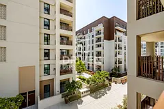 Great Layout with Balcony | Ready to move in